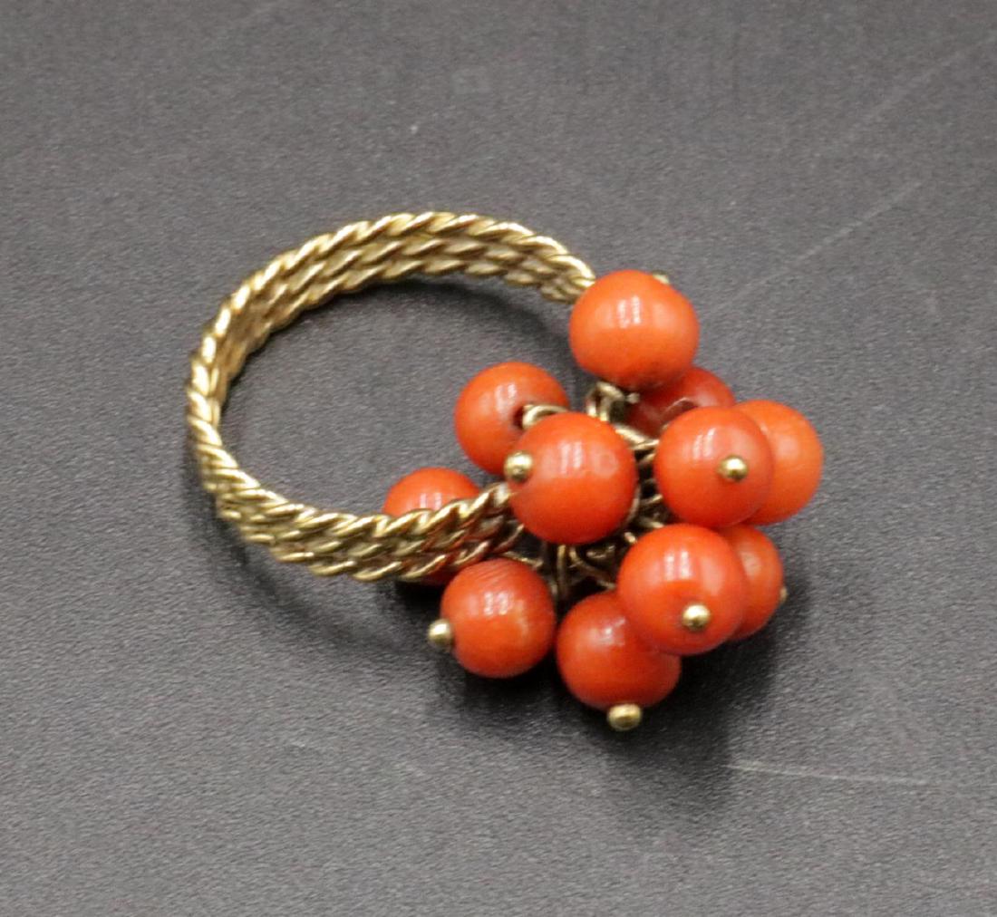 14Kt Coral Cluster Ring (1 of 2)