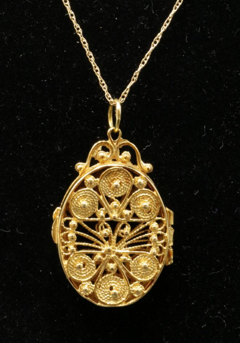 14Kt Yellow Gold Locket Pendant w/ Necklace (1 of 2)