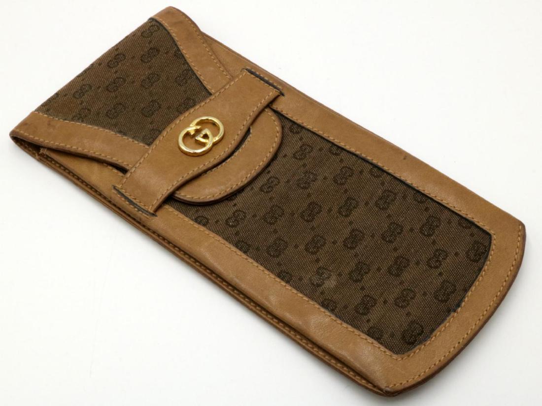 Vintage Gucci Sun Glasses Case: Vintage Gucci Sun Glasses Case. Measures - 7 1/4" long.