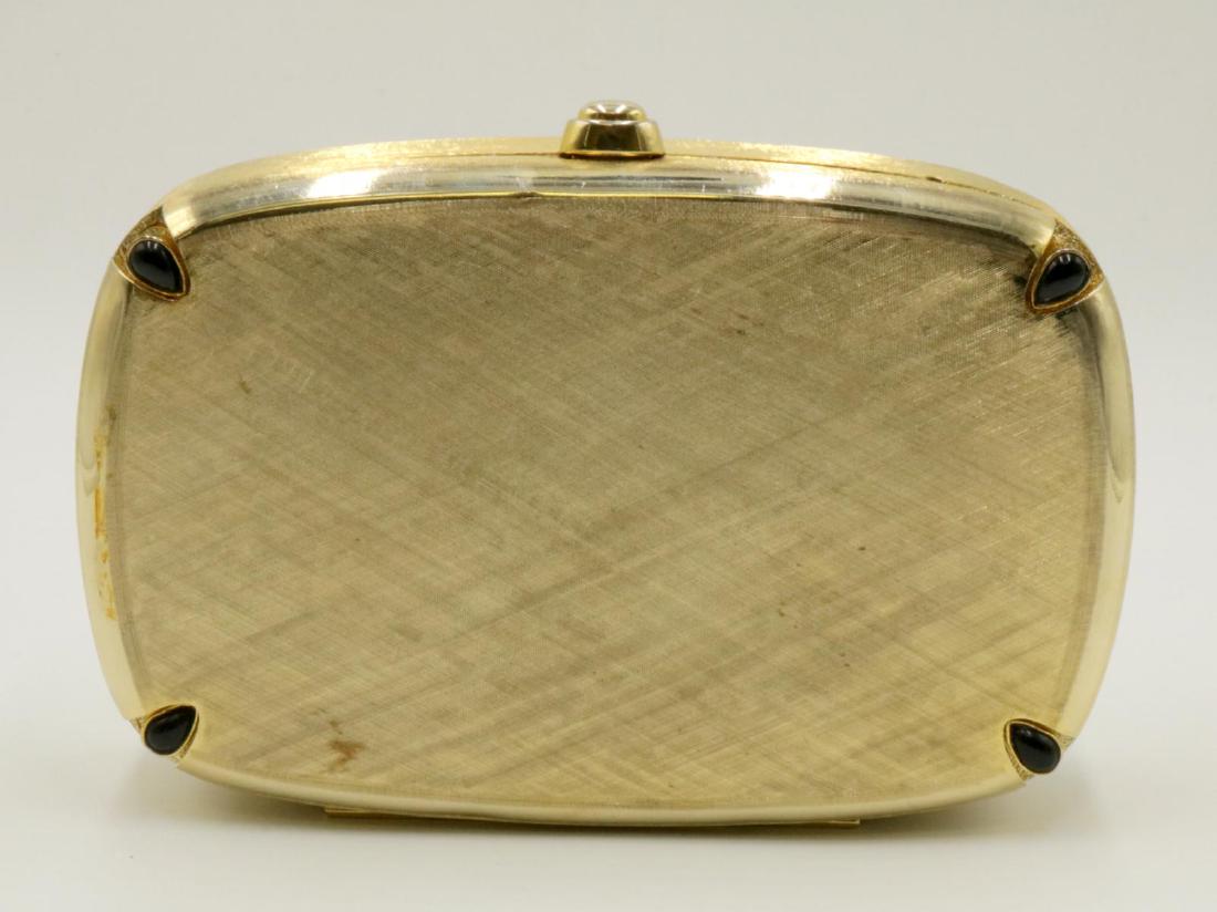 Vintage Judith Leiber Gold Tone Purse: Vintage Judith Leiber Gold Tone Purse. Measures - 6 1/2" long x 4 1/2" high.