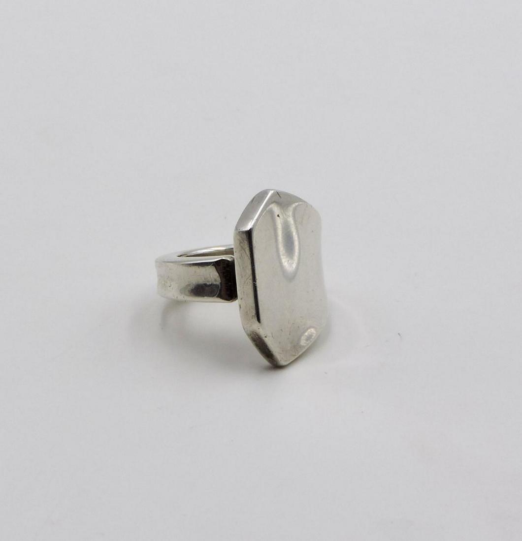 Vintage Tiffany & Co. Sterling Silver Ring: Vintage Tiffany & Co. Sterling Silver Ring. Size - 7. Weight - 20.9 grams.