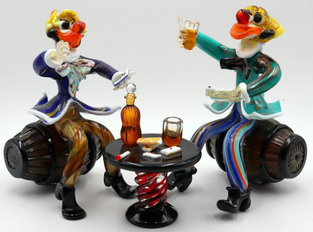 Vintage Italian Murano Glass Clown Group: Vintage Italian Murano Glass Clown Group. Depicting clowns playing poker and drinking. Measures - 11" high clowns, table - 8" high.