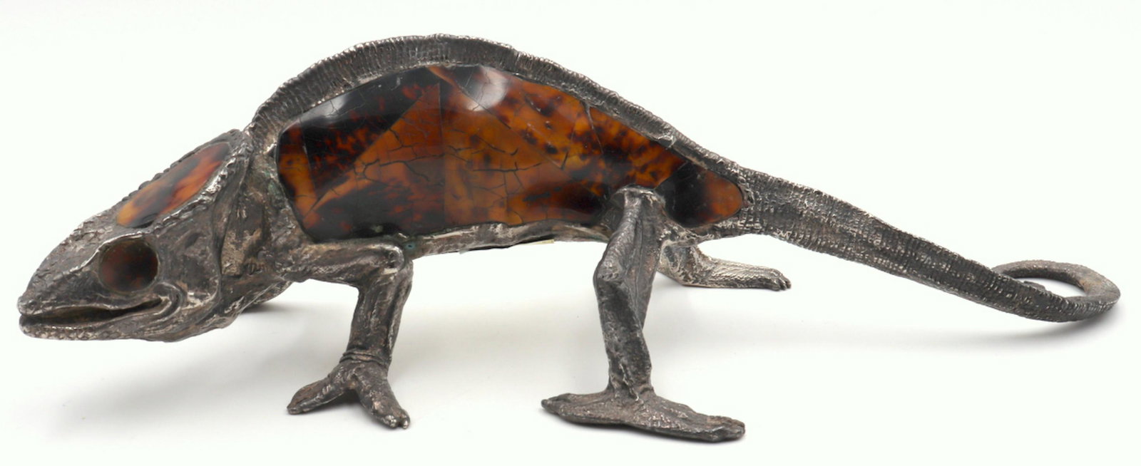Maitland Smith Bronze Lizard Sculpture: Maitland Smith Bronze Lizard Sculpture. Measures - 4 1/4" high x 14" long.