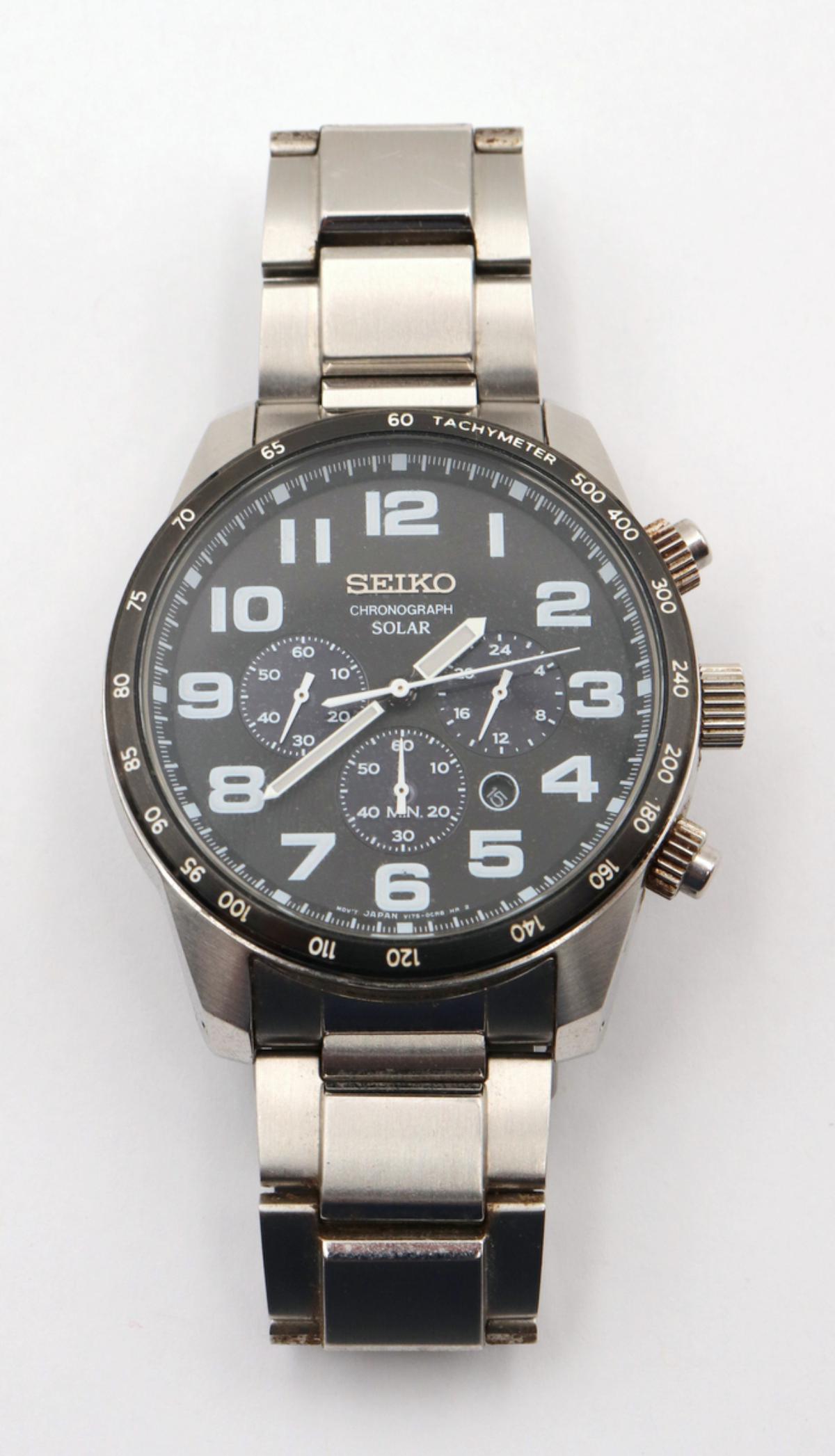 Seiko Chronograph Solar Military Style Watch: Seiko Chronograph Solar Military Style Watch. Stainless steel. With extra link.