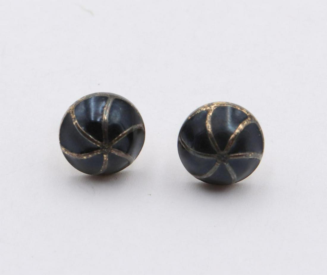 David Andersen Norway Sterling Enamel Earrings: David Andersen Norway Sterling Enamel Earrings. Weight - 3.9 grams.