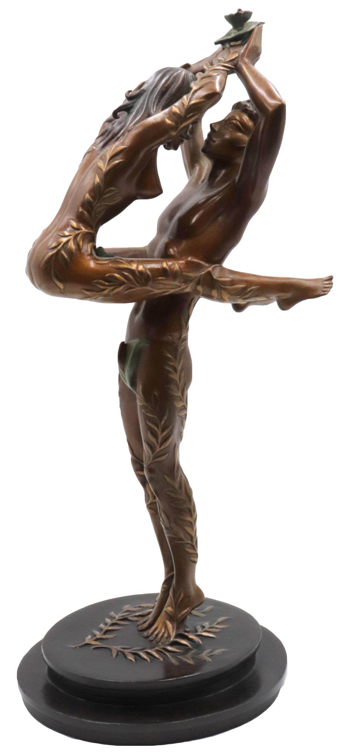 Erte "Amants" Bronze Sculpture: Erte, Romain de Tirtoff (Russian/French 1892-1990) "Amants" Limited Edition Bronze Sculpture. Measures approx. - 19 1/8" high x 8 1/4" wide x 7 1/4" deep. Dated 1980, "Fine Art Acquisition. #155/300.