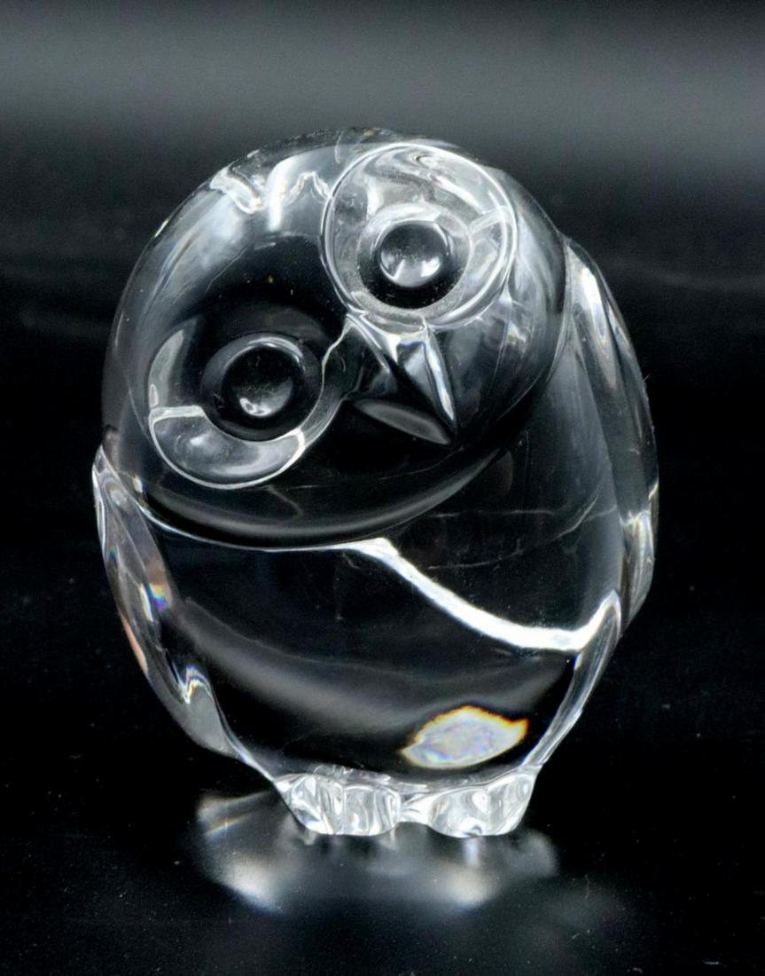 Steuben "Owl" Crystal Hand Cooler: Steuben "Owl" Crystal Hand Cooler/Paperweight. Measures approx. - 2 1/2" high.