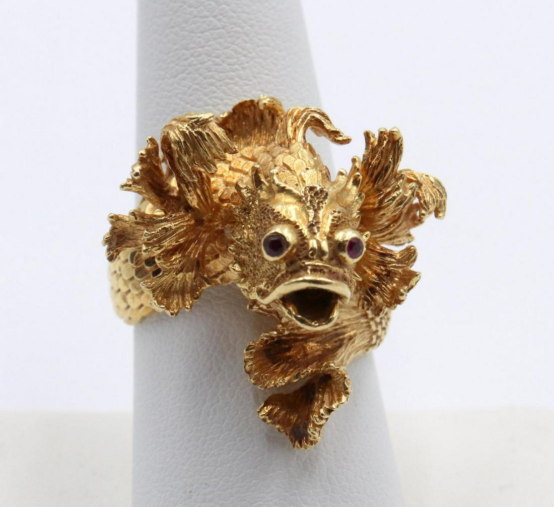 18Kt Yellow Gold "Fish" Ring (1 of 4)