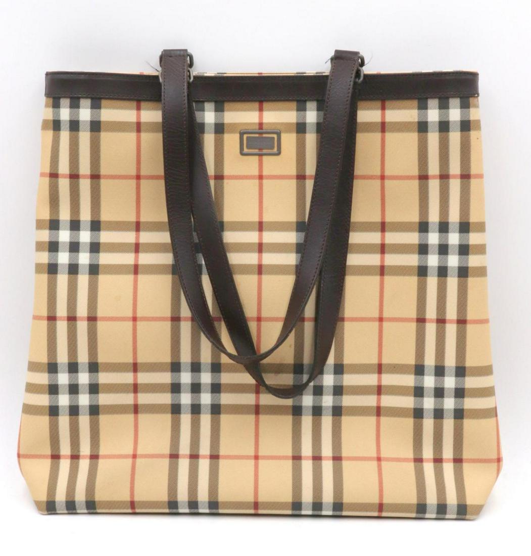 Large Burberry Women's Tote Bag (1 of 3)