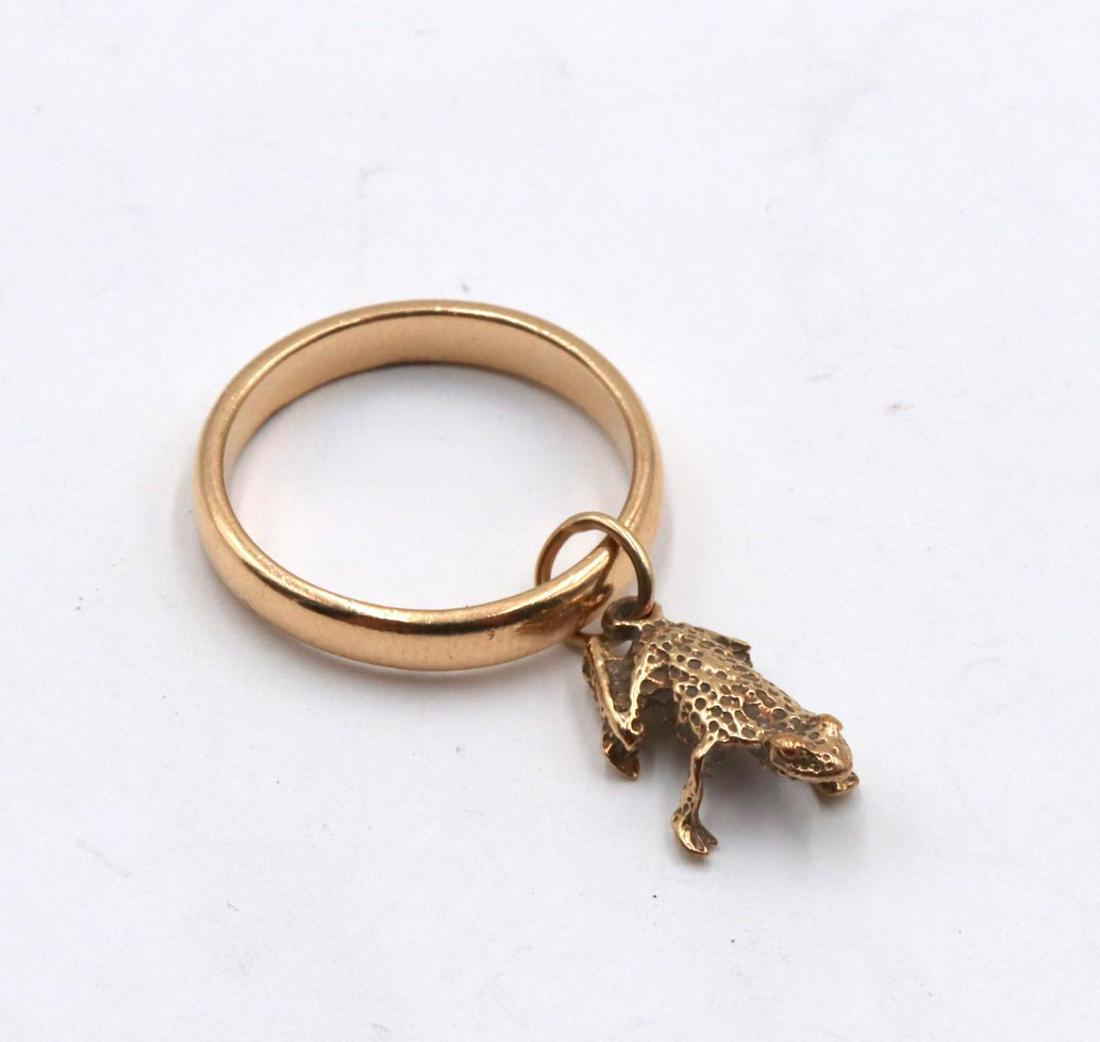 14Kt Yellow Gold "Frog" Charm Ring (1 of 1)
