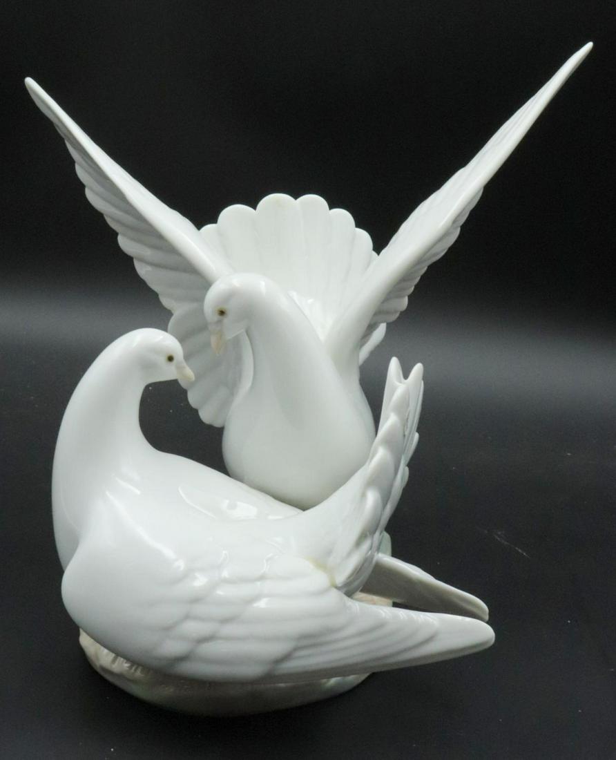 Lladro "Love Nest Doves" #6291 Porcelain Group (1 of 2)