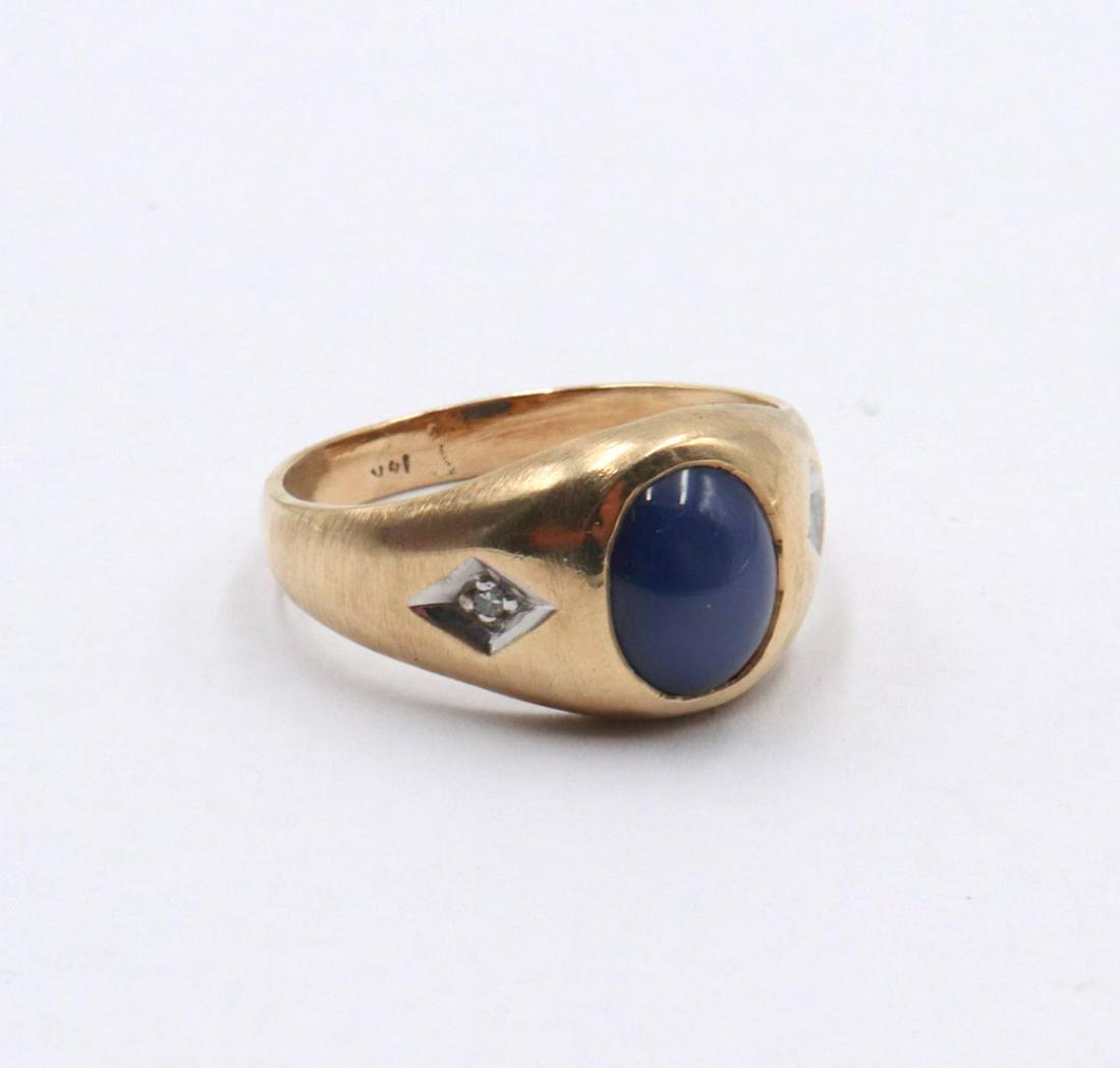 14Kt Yellow Gold & Star Sapphire Ring (1 of 2)