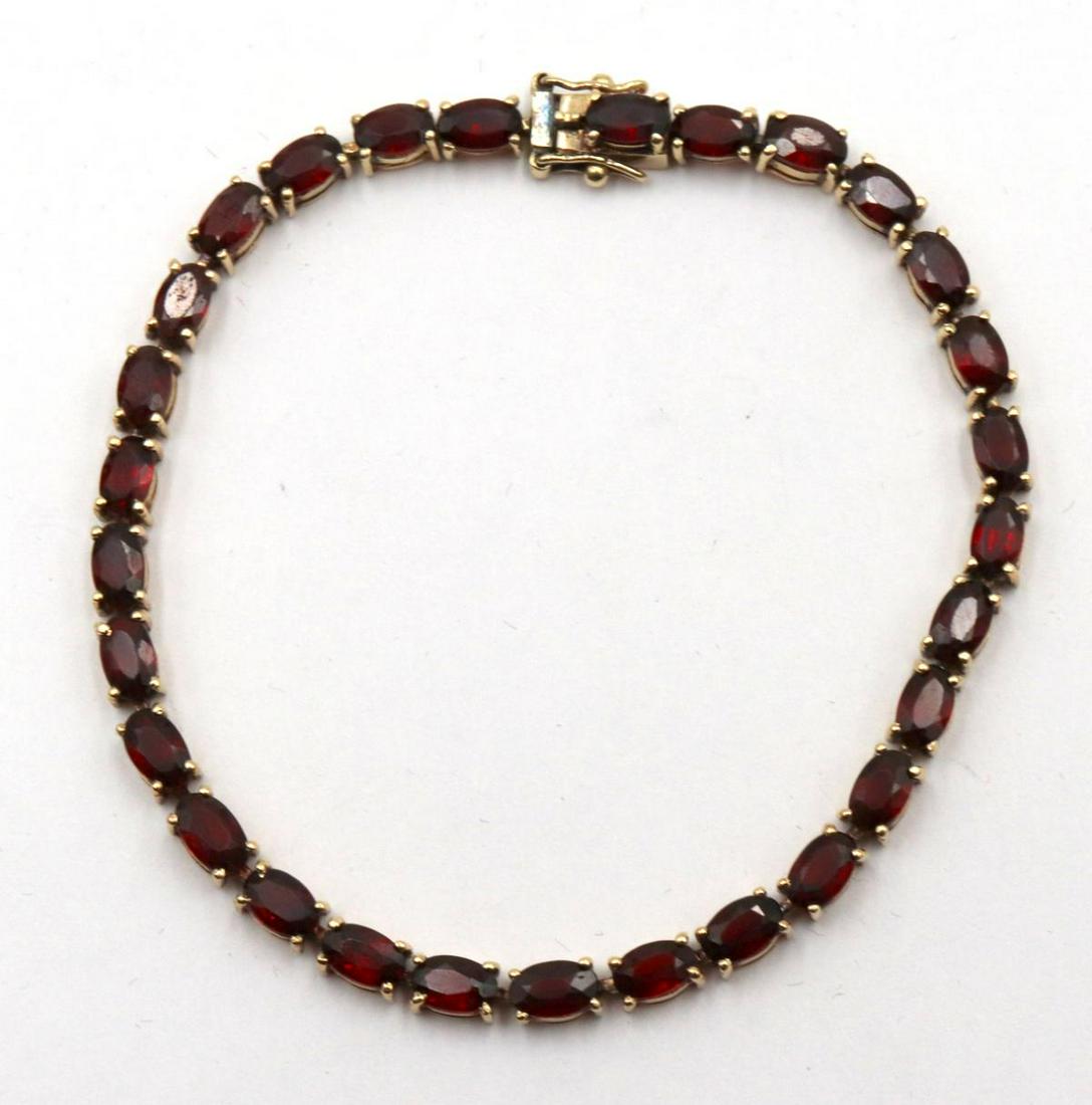 14Kt Yellow Gold & Garnet Bracelet (1 of 2)