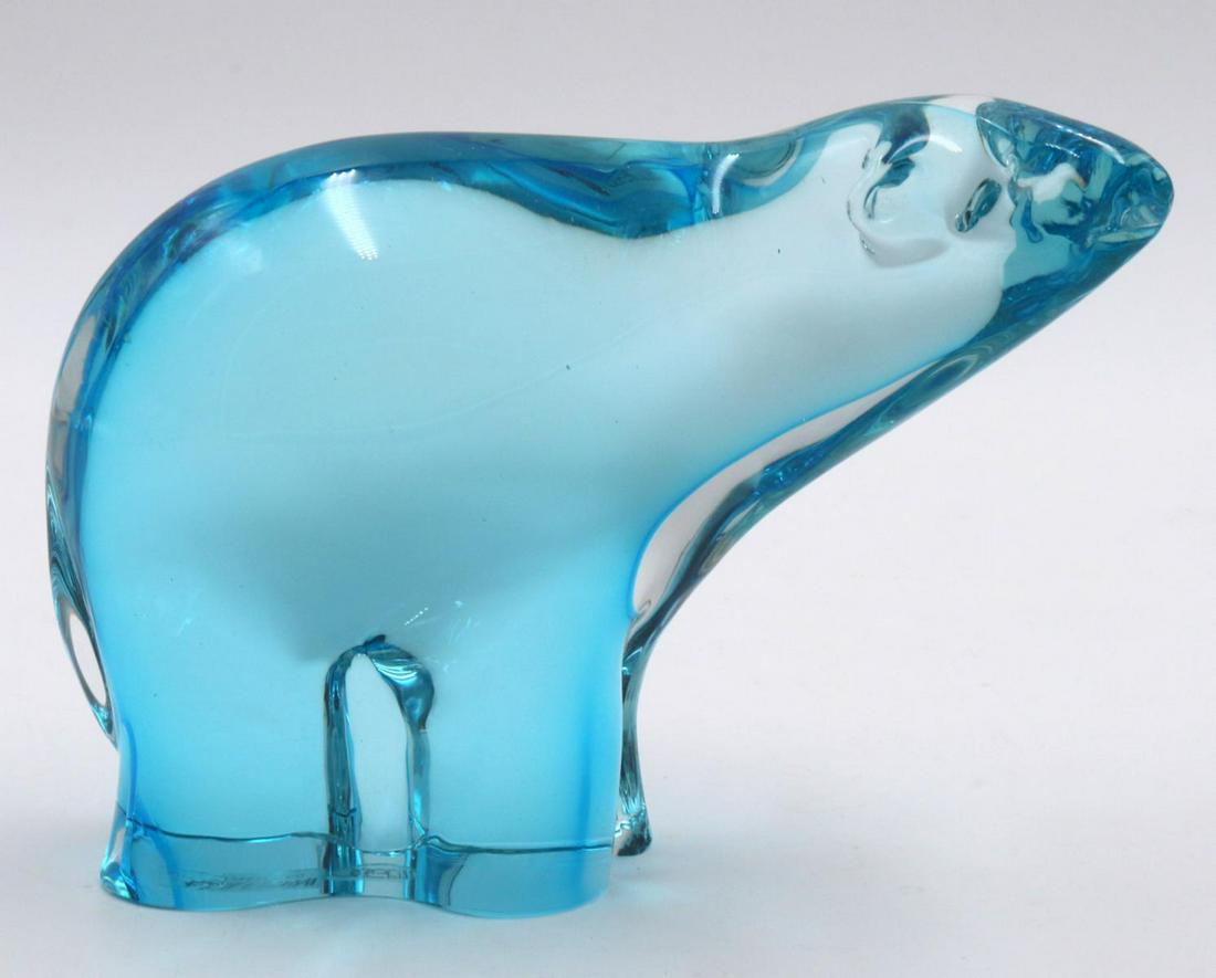 Signed Barbini Italian Murano Art Glass Bear: Signed Barbini Italian Murano Art Glass Bear. With Oggetti and Barbini sticker. Signed Barbini Murano. Measures approx. - 5 1/2" high x 7" long.