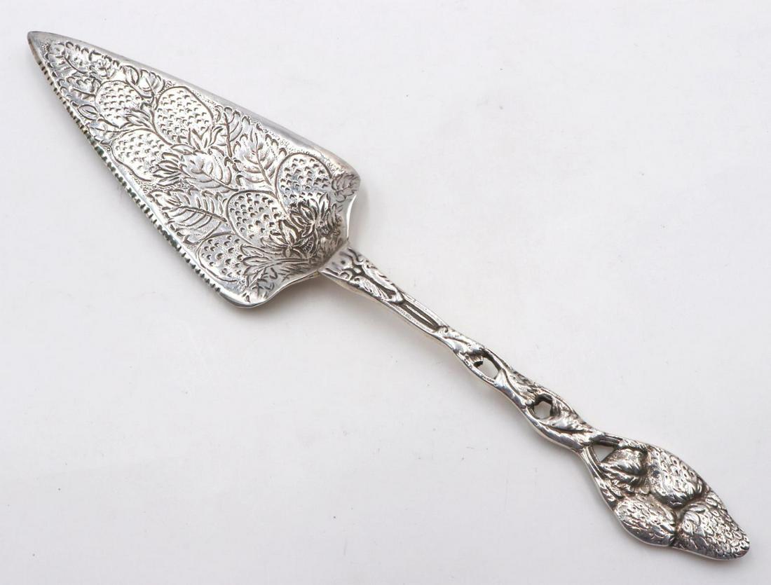 Sterling Silver Strawberry Pattern Pie Server (1 of 3)