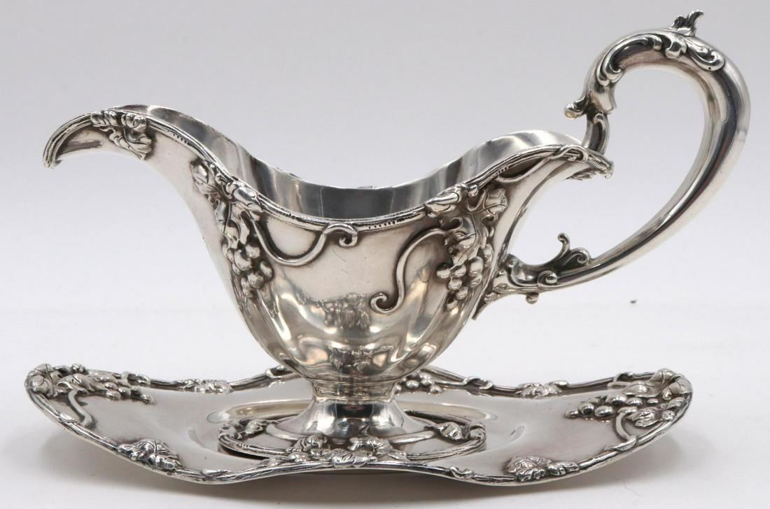 Antique Frank Smith Sterling Silver Gravy Boat: Antique Frank Smith Sterling Silver Gravy Boat. Measures approx. - 5" high x 8" wide. Total approx. weight - 12.895 troy oz.