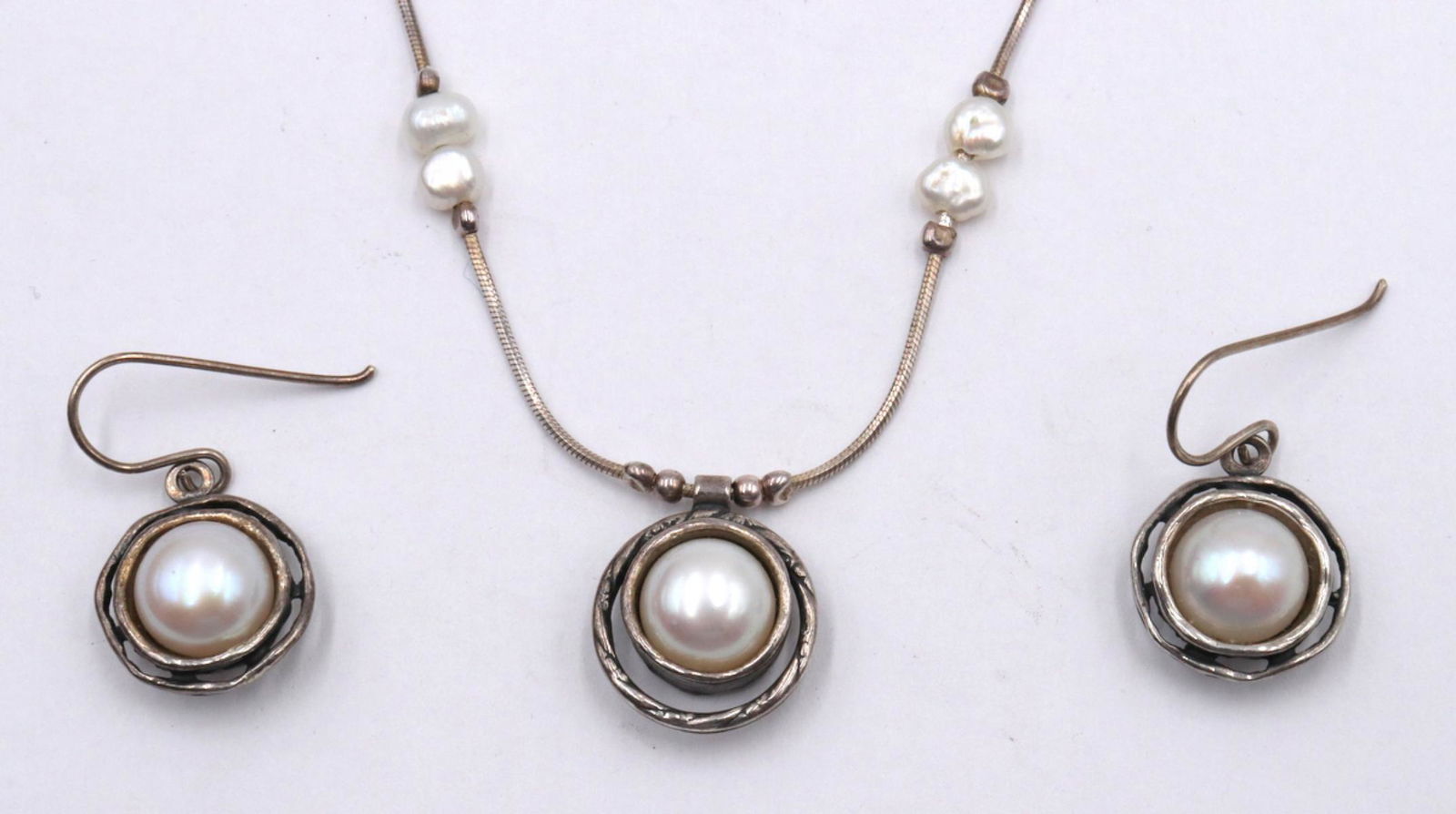 Israel Sterling & Pearl Suite (1 of 3)