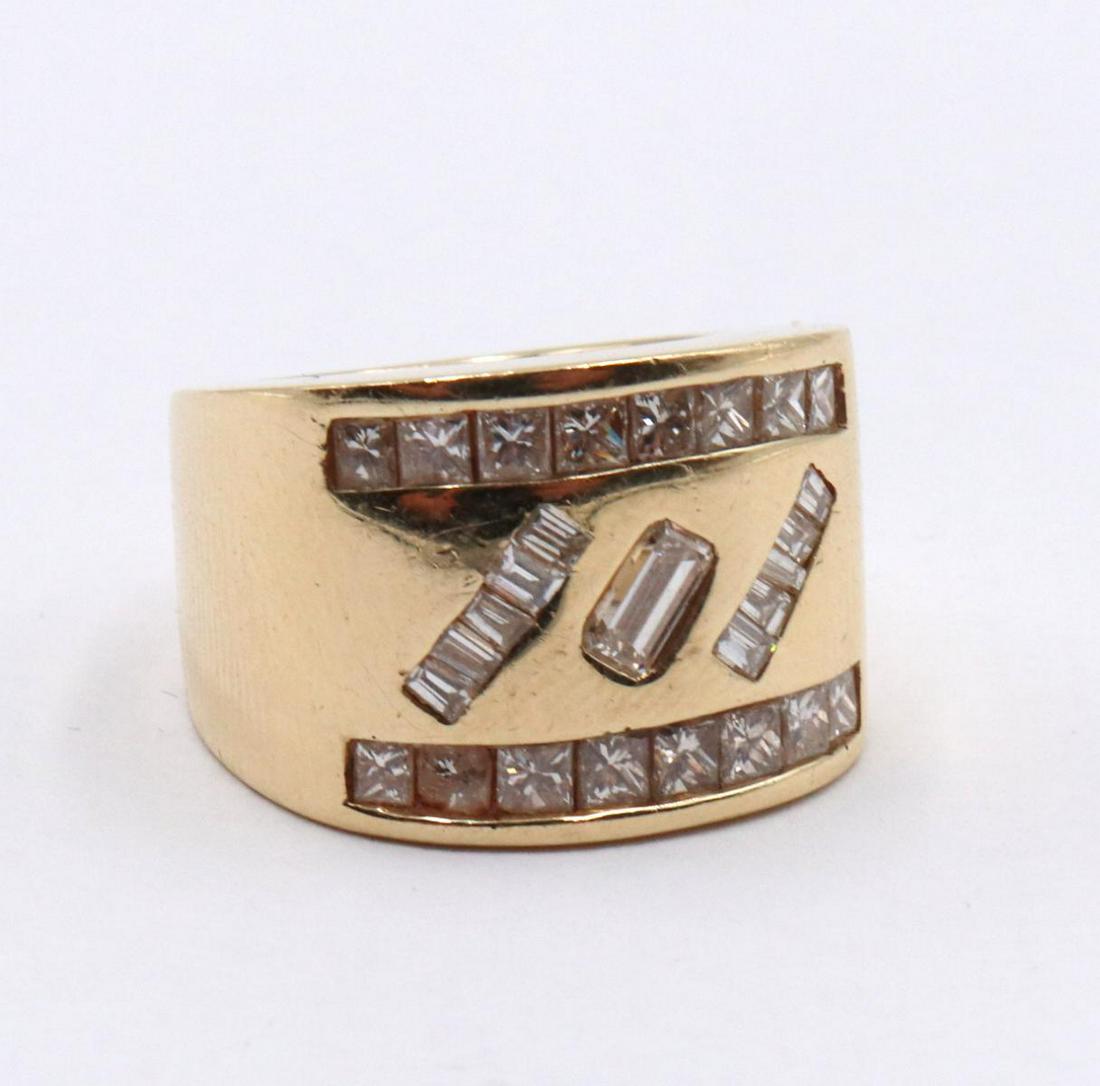 14Kt Yellow Gold & Diamond Ring (1 of 3)