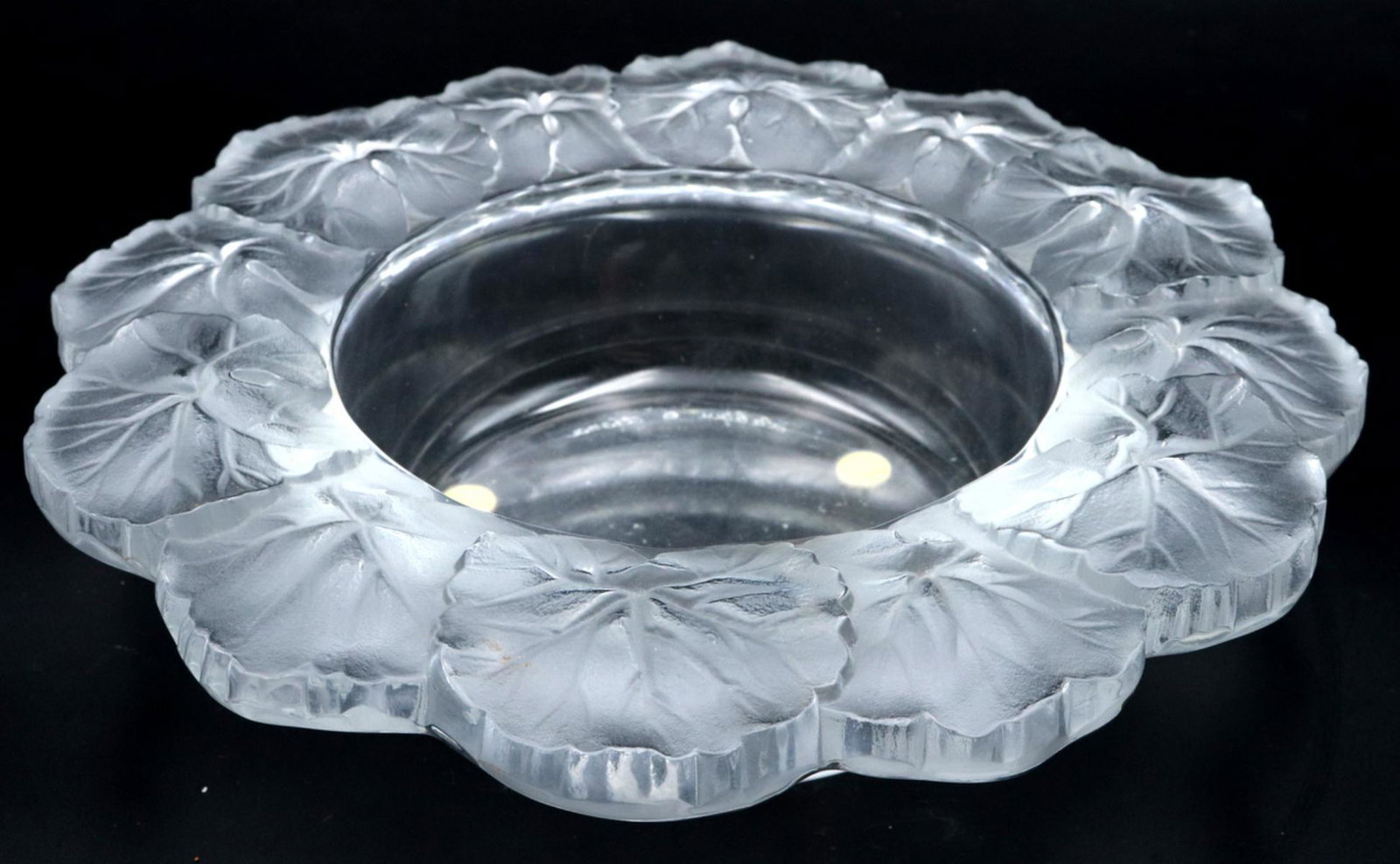 Lalique "Honfleur" Crystal Bowl (1 of 3)