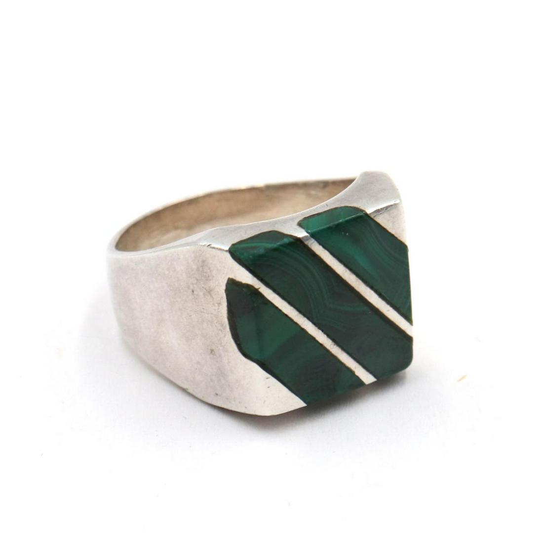 Taxco Mexico Sterling & Malachite Ring: Taxco Mexico Sterling Silver & Malachite Ring. Size - 9.5. Weight - 14.5 grams.