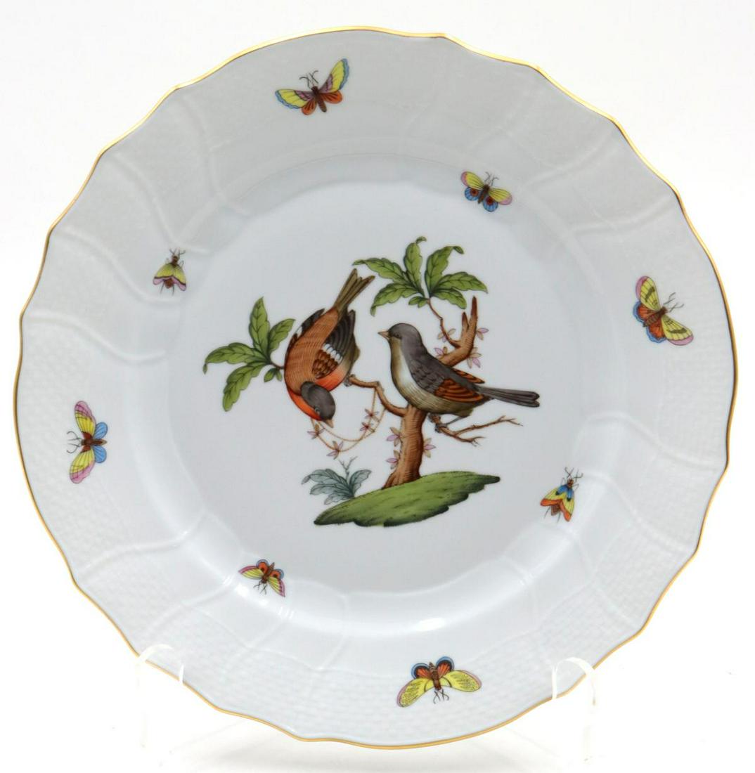 Herend "Rothschild" Porcelain Dinner Plate: Herend "Rothschild" Porcelain Dinner Plate. Measures approx. - 10 1/4" diameter.
