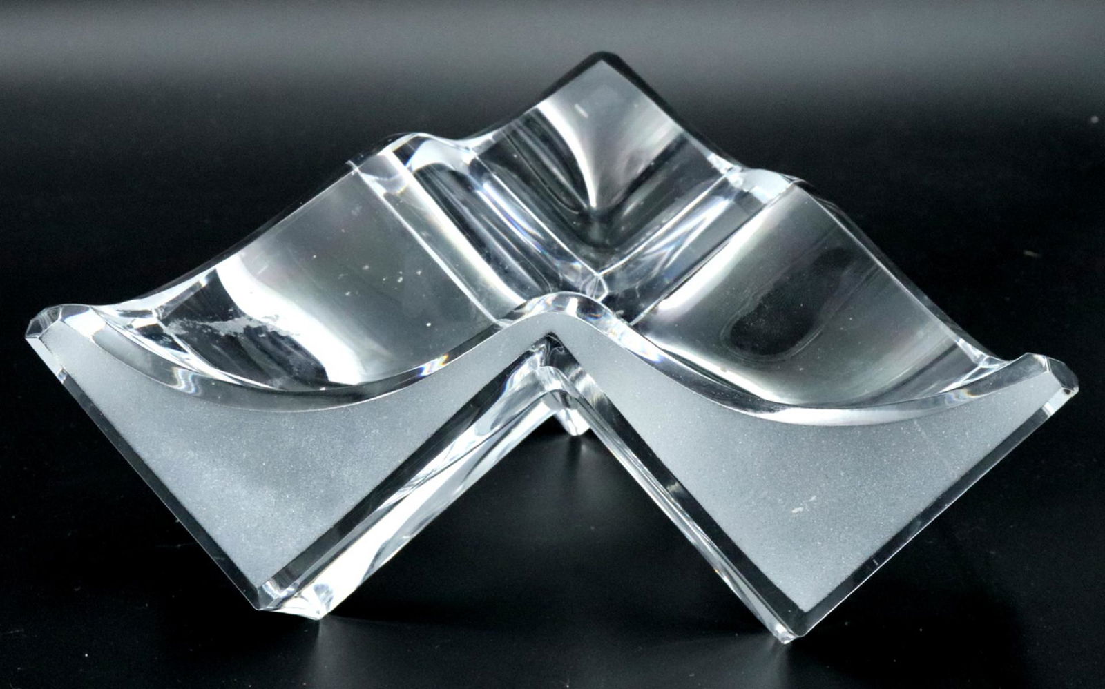 Daum France Footed Crystal Bowl: Daum France Footed Crystal Bowl. Please note - there is chips on the bottom corners, and one chip on a outside corner. Measures approx. - 3 1/4" high x 8 1/4" wide.