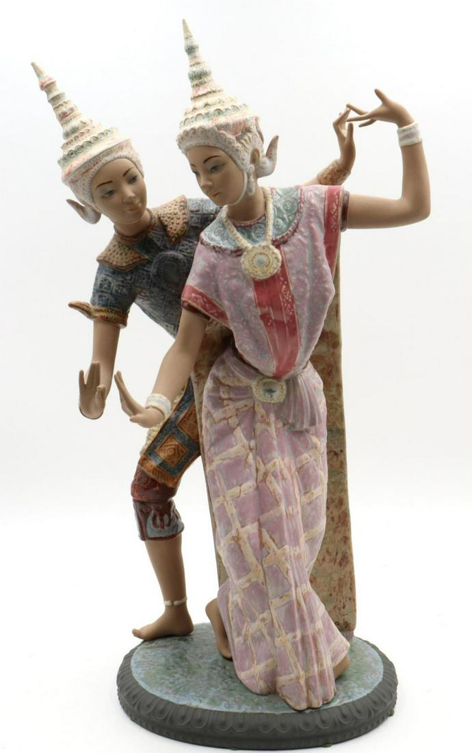 Lladro "Thai Dancer" #2069 Stoneware Sculpture (1 of 4)