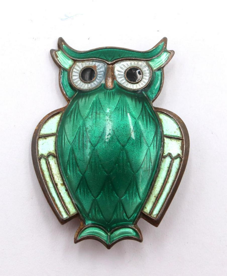 David Anderson Norway Enamel & Sterling Owl Brooch: David Anderson Norway Enamel & Sterling Silver Owl Brooch. Weight - 9.2 grams.