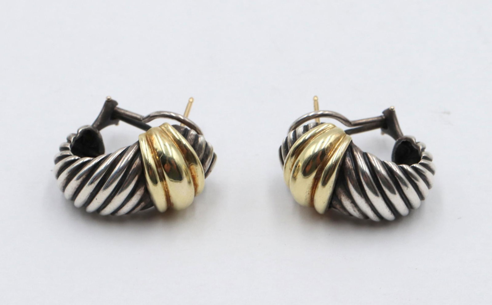 Vintage David Yurman 14Kt & Sterling Earrings: Vintage David Yurman 14Kt Yellow Gold & Sterling Silver Earrings. Weight - 16 grams.