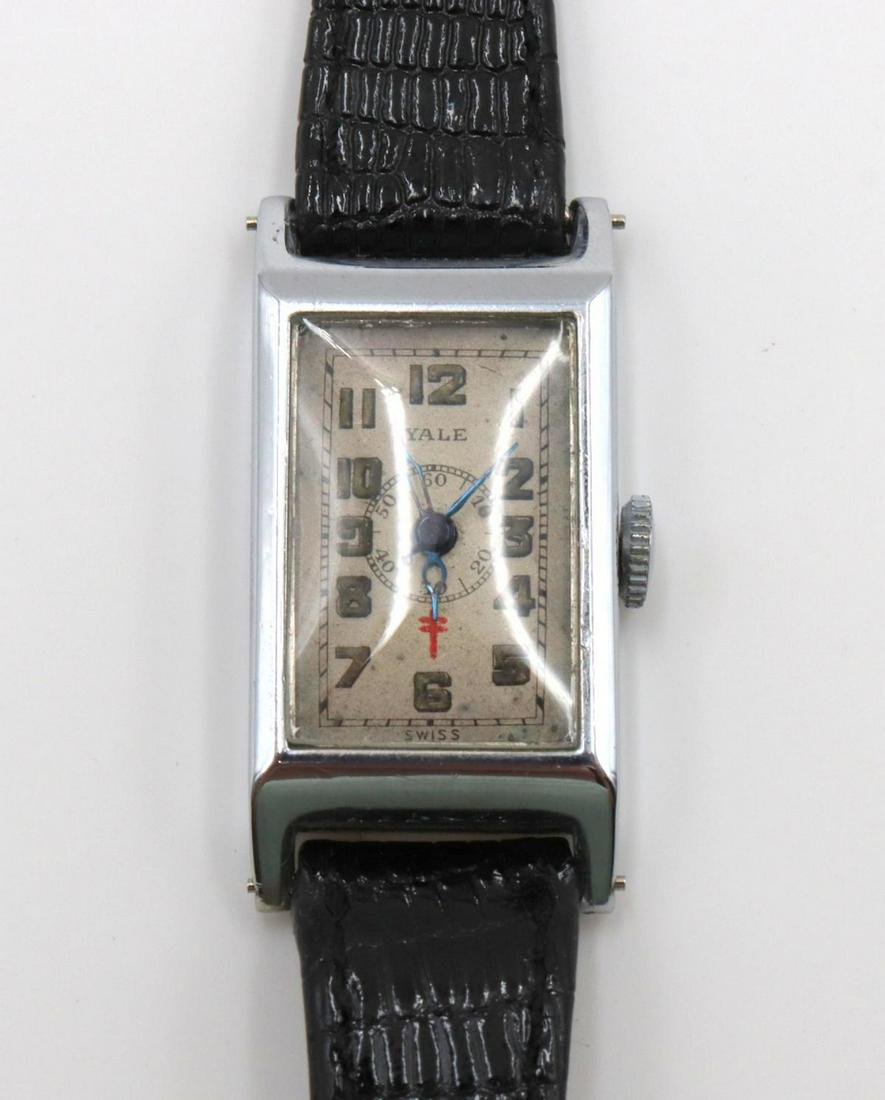 Very Rare Antique Yale Nurse/Doctor Wristwatch: Very Rare Antique Yale Nurse/Doctor Wristwatch. Swiss, 15 jewels, 3 adj movement, 1935. chrome case.