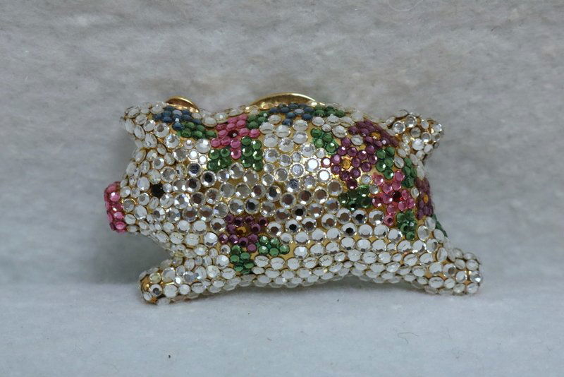 Italian Swarovski Crystal Pig Pill Box (1 of 3)