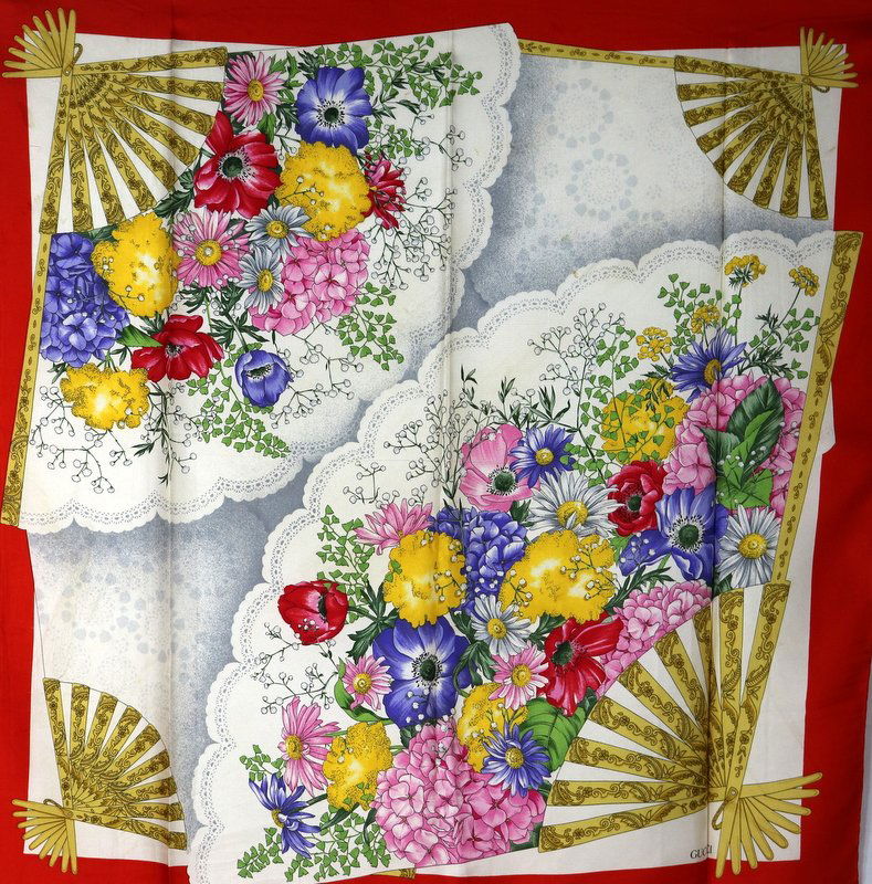 Rare Gucci Spring Scene Fans Silk Scarf (1 of 5)
