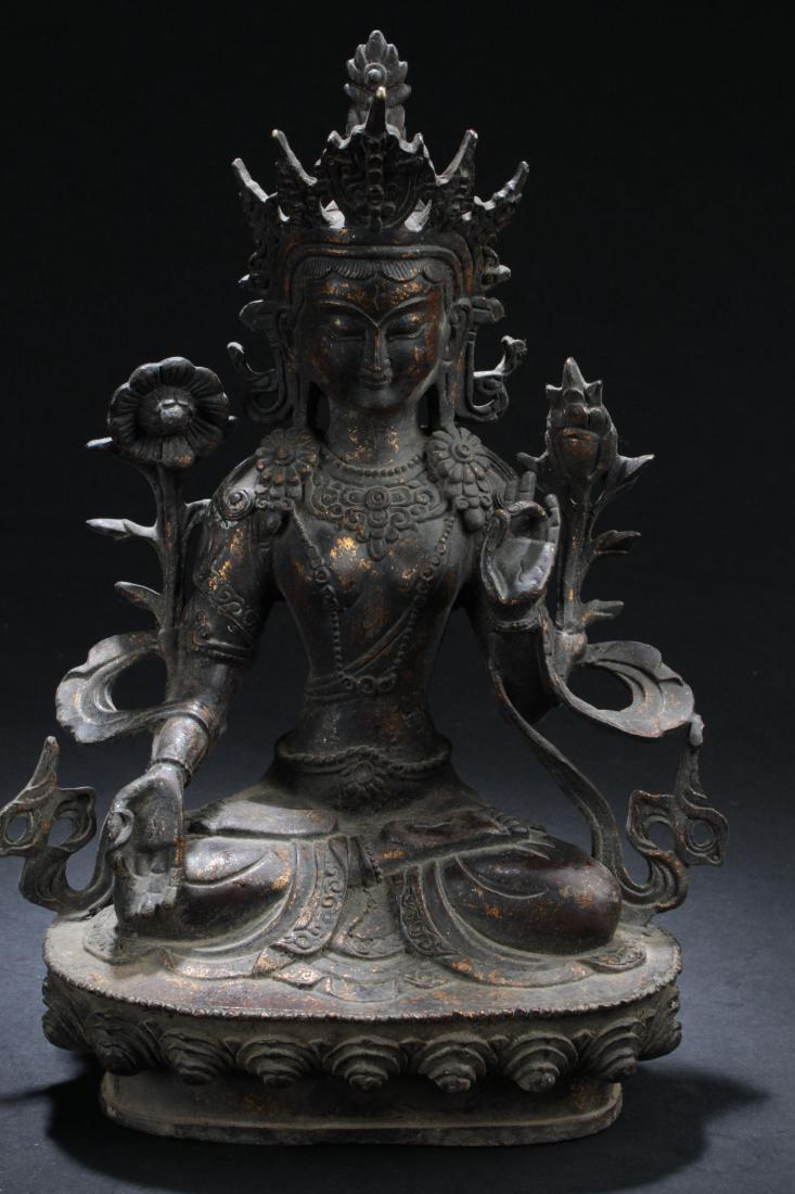 An Estate Chinese Seated Religious Buddha Statue (1 of 7)