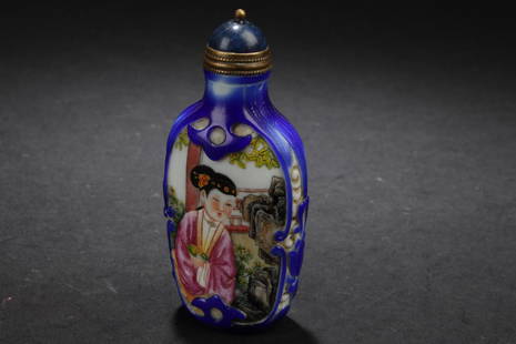 Chinese Snuff Bottle: Chinese Snuff Bottle, depicting two oriental ladies with backyard background in two enclosed panels. 'QianLong' mark at base. Height: 3"