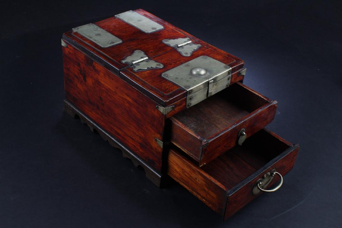 A  Wooden Make-up Box (1 of 5)