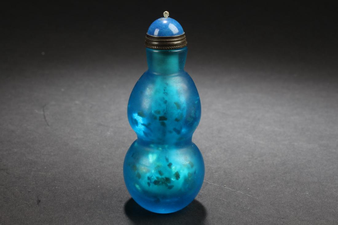 Chinese Peking Glass Snuff Bottle (1 of 5)