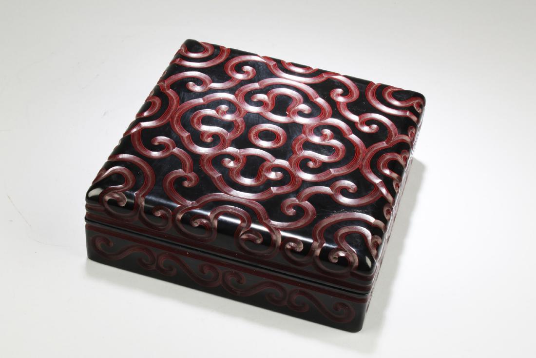 A Squared Shaped Lacquer Box (1 of 5)