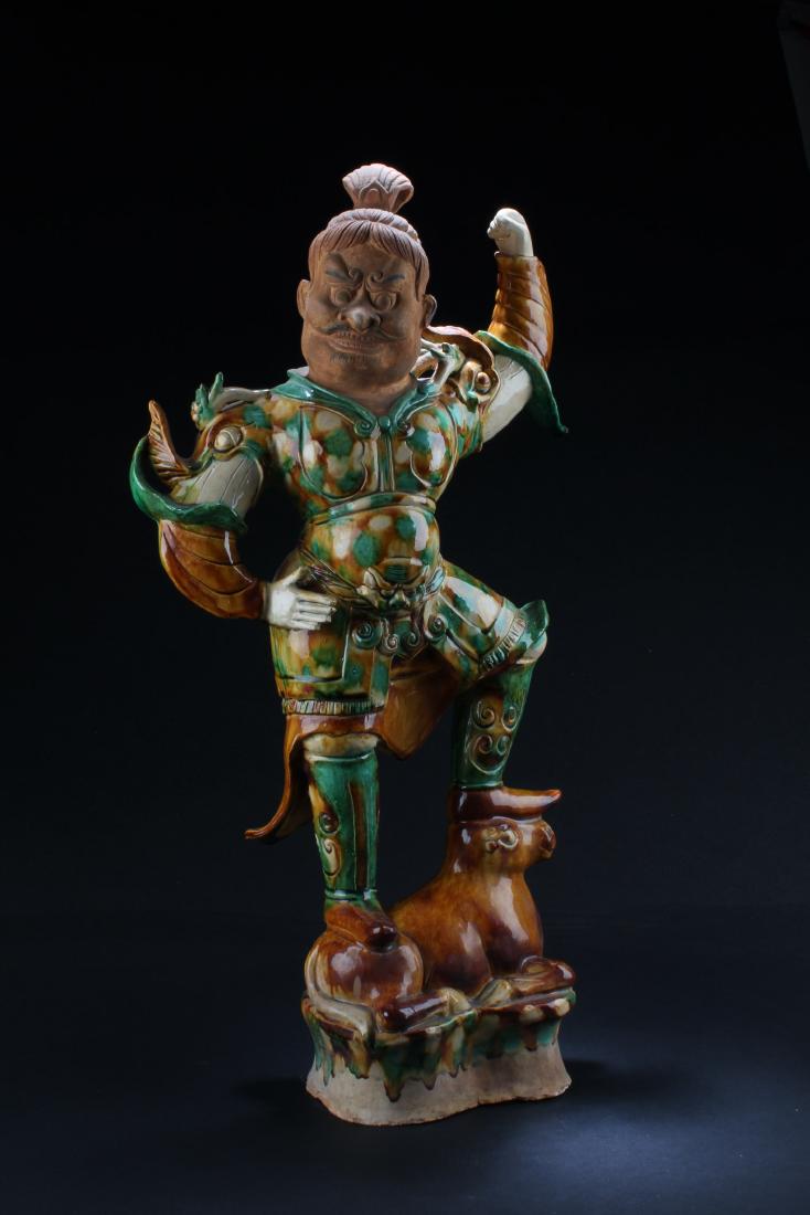 Chinese porcelain Statue (1 of 5)