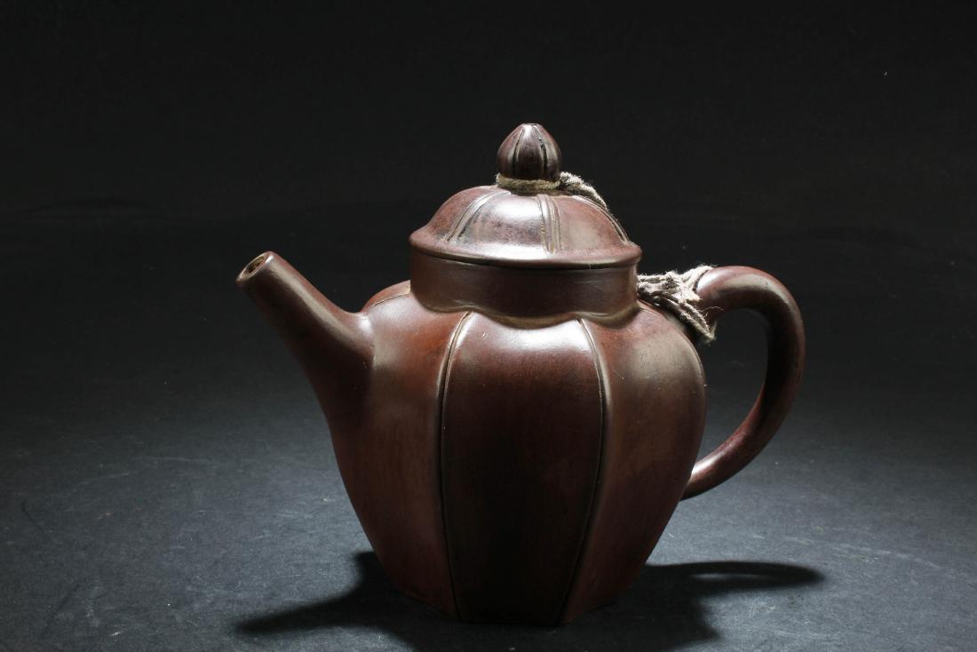 Chinese Zisha Teapot: Chinese Zisha Teapot. Length: 6.5"