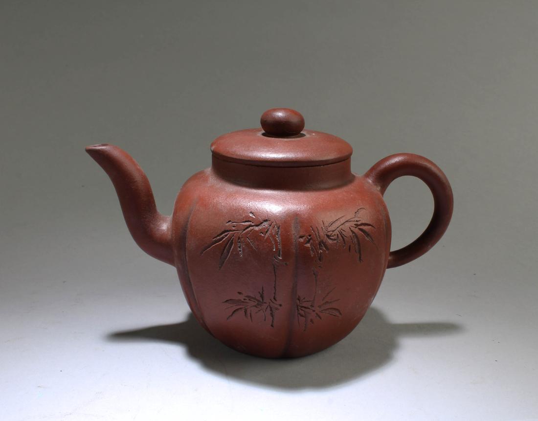 Chinese Zisha Teapot (1 of 2)