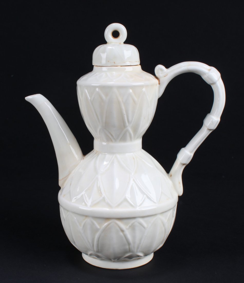 Chinese Dingyao Teapot: Chinese Dingyao Teapot. Height: 8.75"