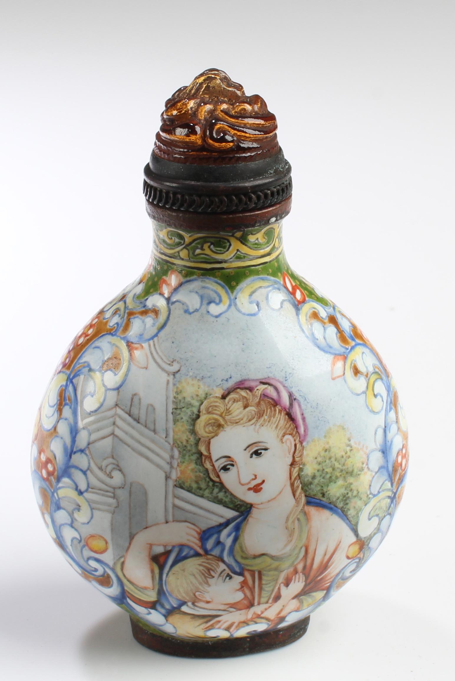 Chinese Enamel Snuff Bottle (1 of 3)