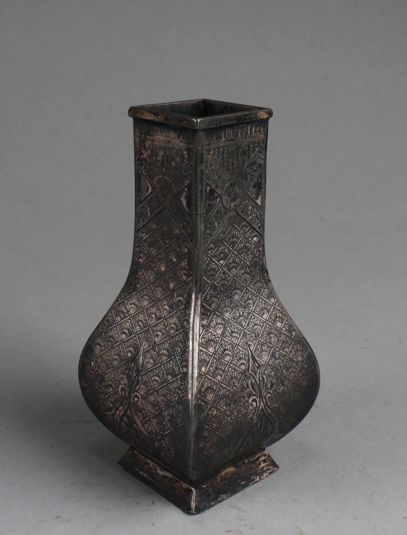 A Silver-Plate Square Vase (1 of 5)