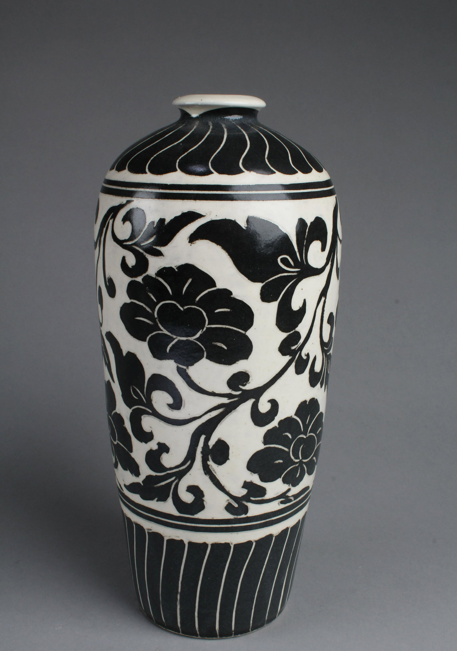 Chinese Cizhou Vase (1 of 5)