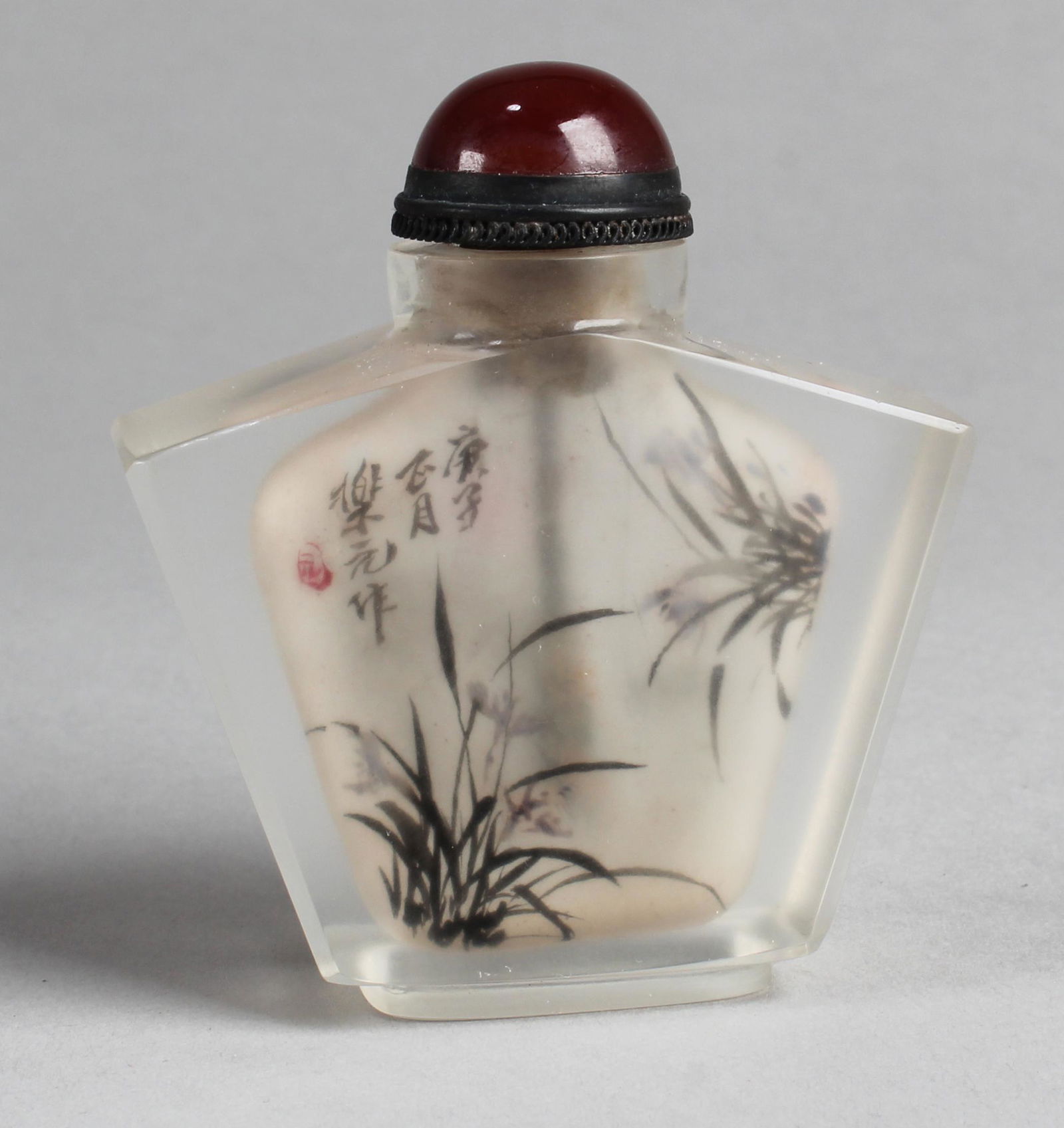 Chinese Crystal Snuff Bottle (1 of 2)