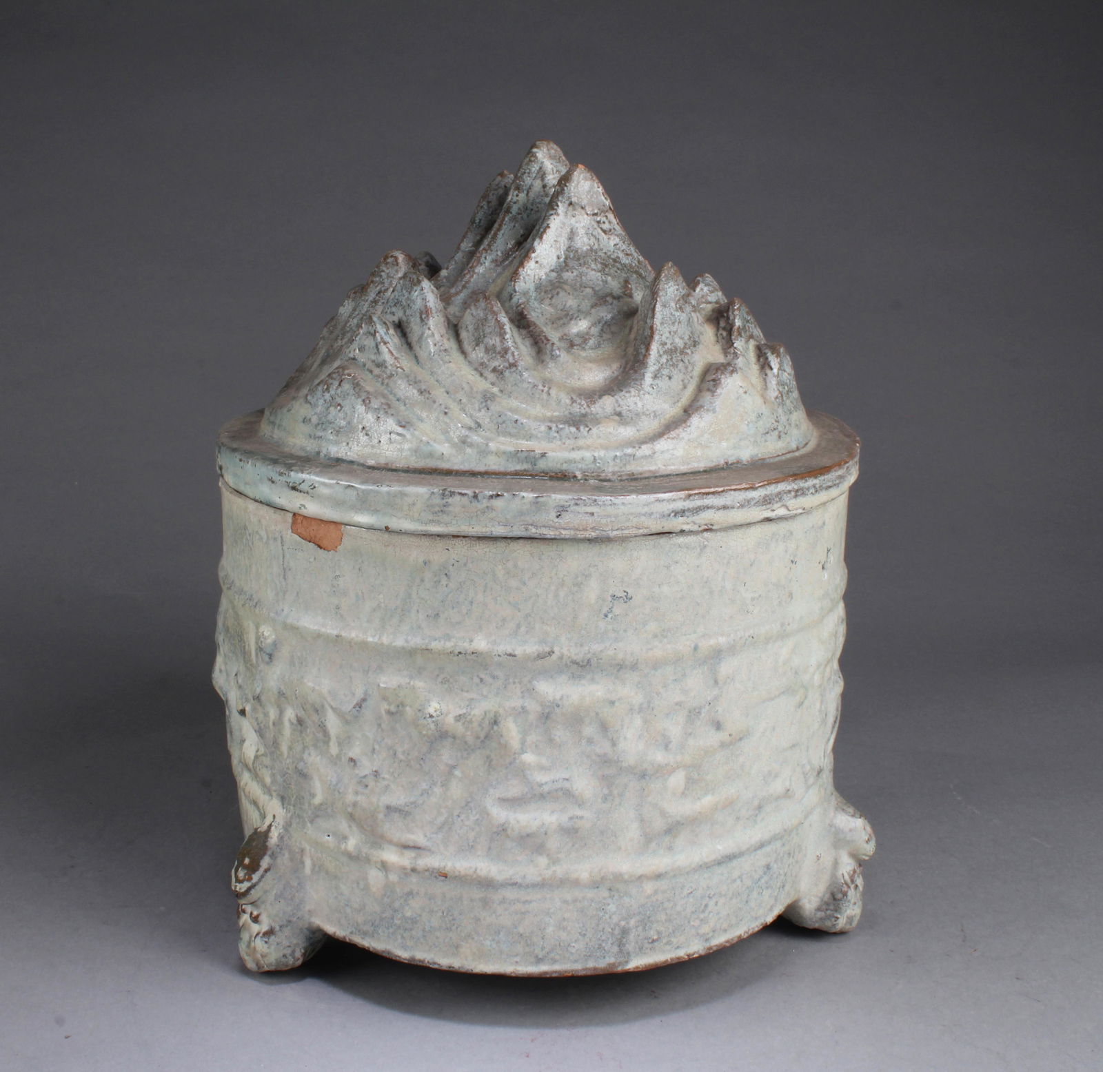 Chinese Porcelain Tripod Container (1 of 5)