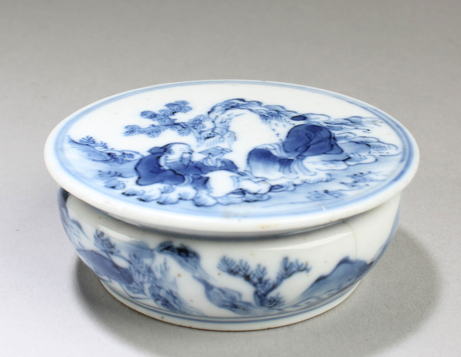 Chinese Blue & White Porcelain Seal Ink Paste Container (1 of 3)