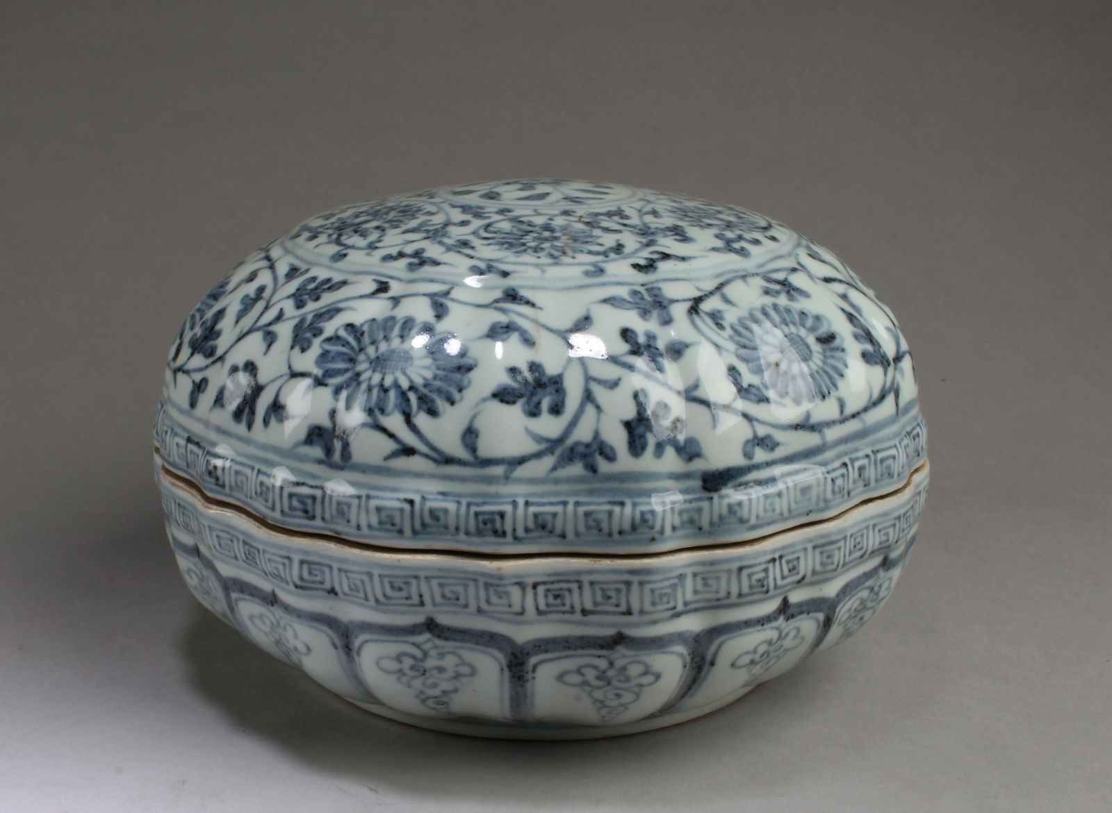 Chinese Blue & White Porcelain Round Container (1 of 4)