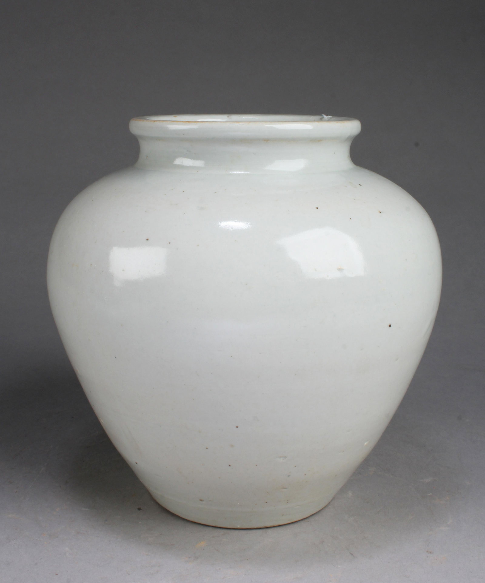 Korean Porcelain Jar (1 of 4)