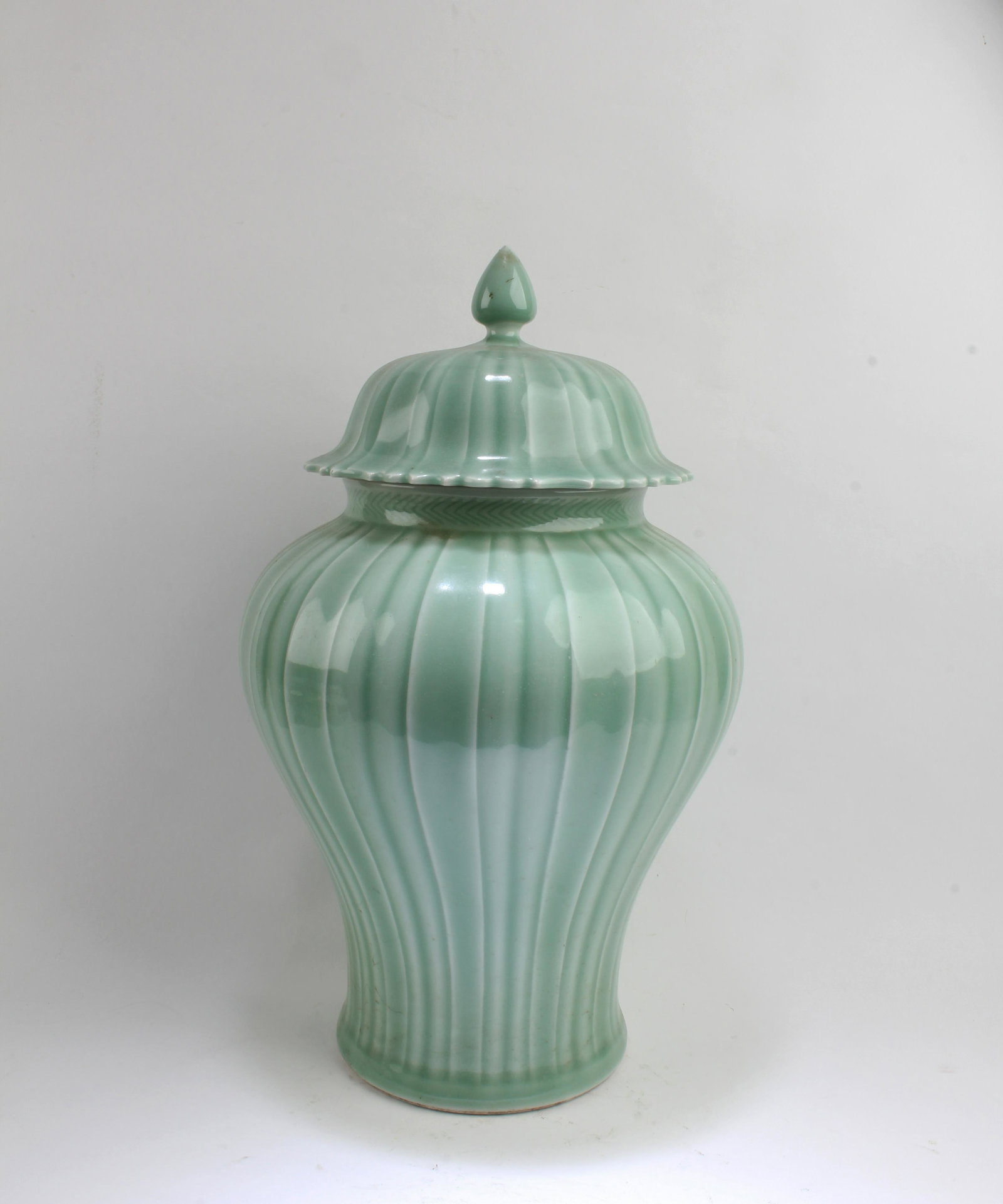 Chinese Celadon Jar With Lid (1 of 5)